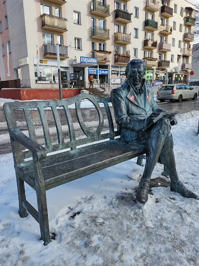 Ławeczka Stanisława Staszica (Plac Konstytucji 3 Maja, Piła)